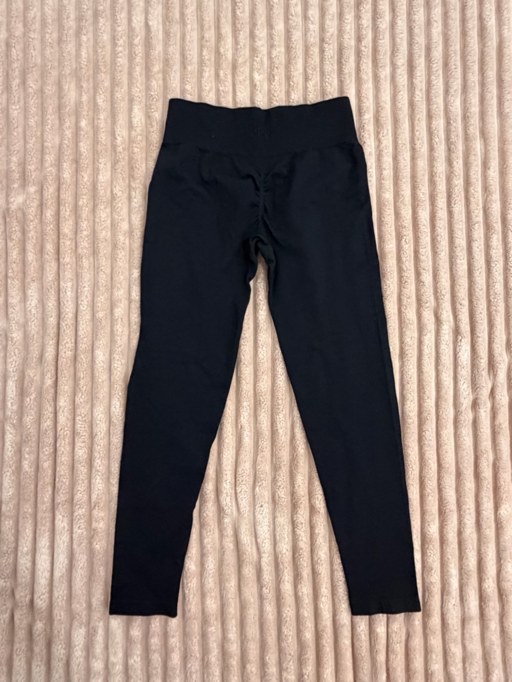 OQQ NWOT Black Booty Lift Leggings